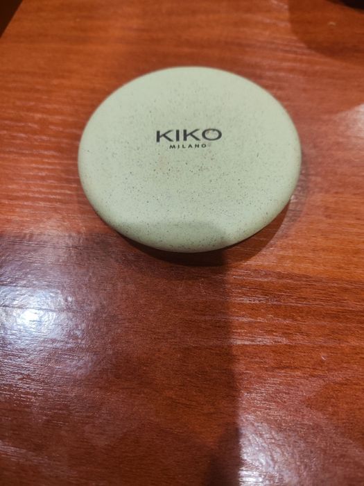 Хайлайт-пудра з матовим фінішем KIKO Milano Green Me Face Powder