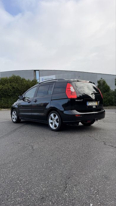 Mazda 5  de 7 lugares