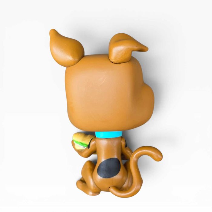 Funko Pop! Animation Scooby-Doo #625 — Scooby-Doo with Sandwich | 50 Years