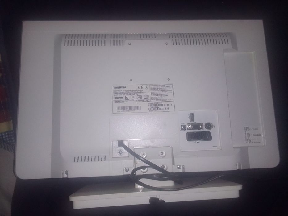 Toshiba LCD Colour TV