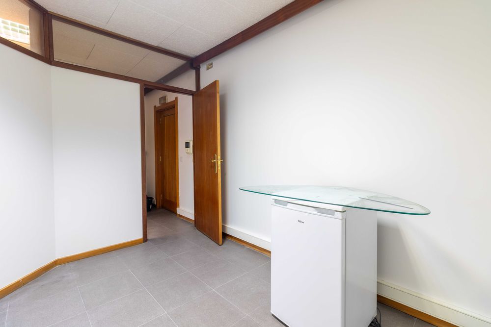 Escritório com 70 m2 no centro de Gondomar