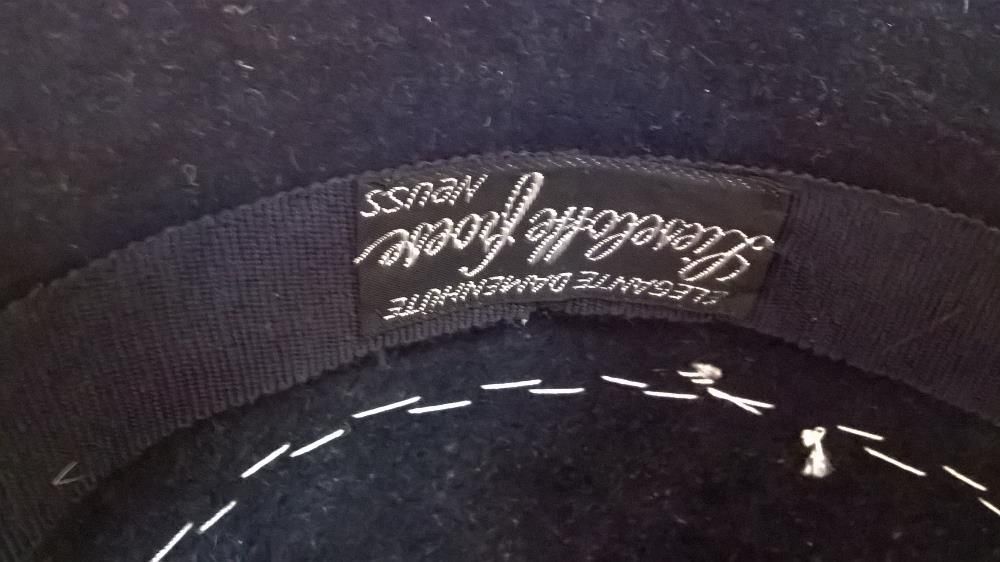 WYPRZEDAŻ: kapelusz granatowy