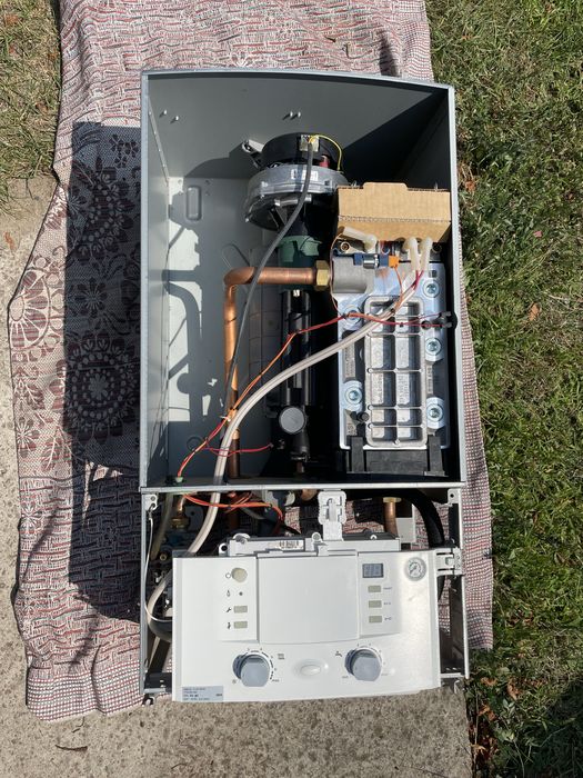 Газовый конденсационный котел Bosch Condens 7000 W ZBR 42-3 A (42 кВт)