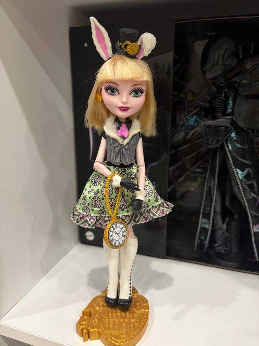 Лялечка Ever after high, Bunny Blanc