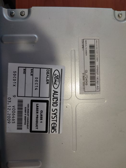 Rádio Ford titanium