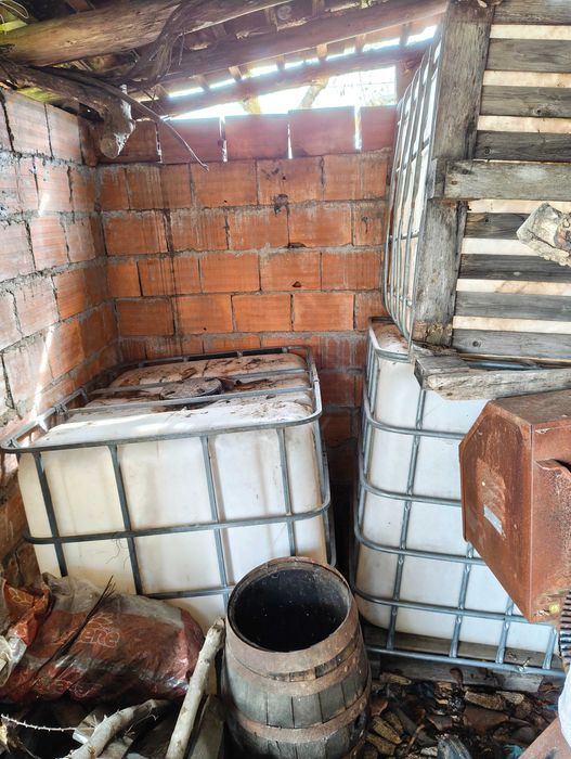 3 Depósito 1000litroa