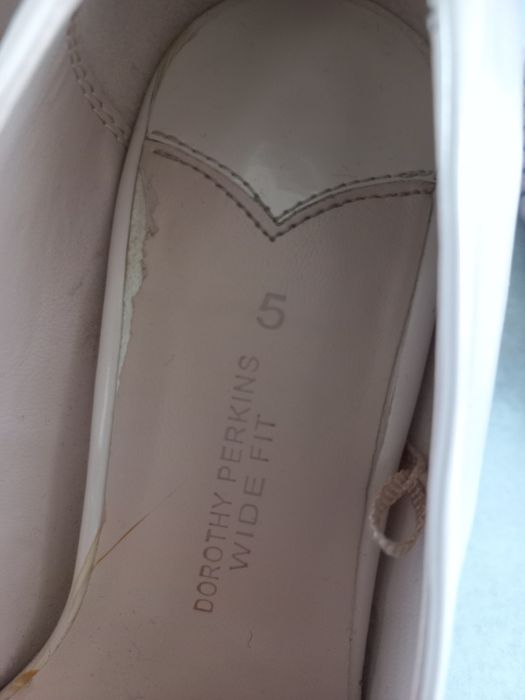 Szpilki nude Dorothy Perkins rozmiar  5 czyli 39