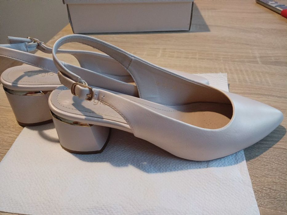 Buty damskie r.39