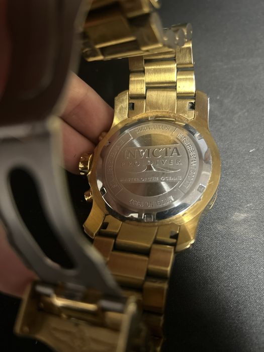 Zegarek Invicta Pro Diver zloty