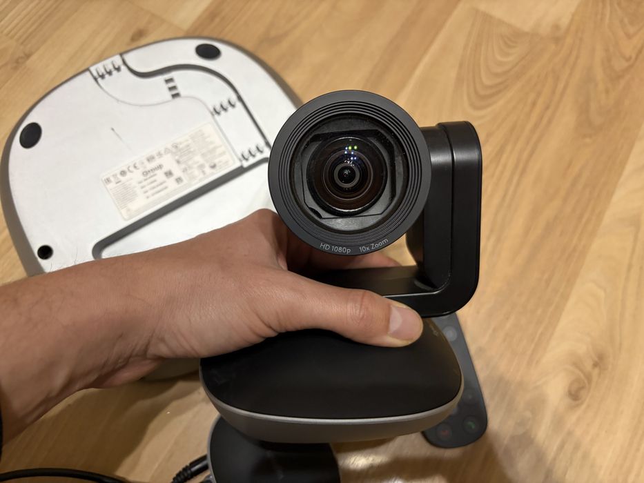 Професійна система відеоконференцзв'язку Logitech Group (Камера + Спікерфон)