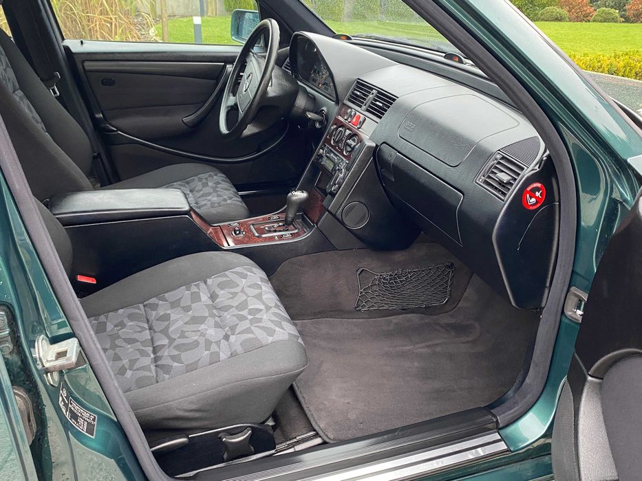 # Przebieg 147 tys km # Klima # Szyberdach #