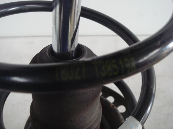 Mola de suspensão frente esquerda NISSAN Micra III (K12)