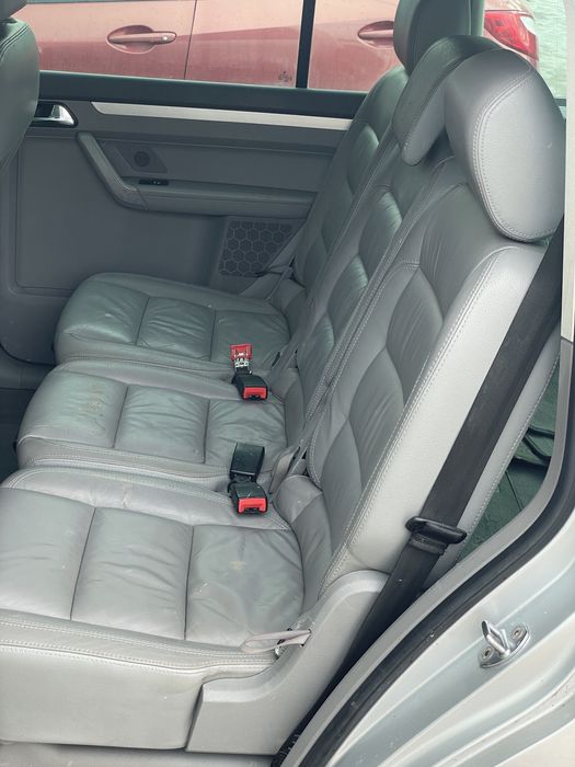 Продам в ласне авто