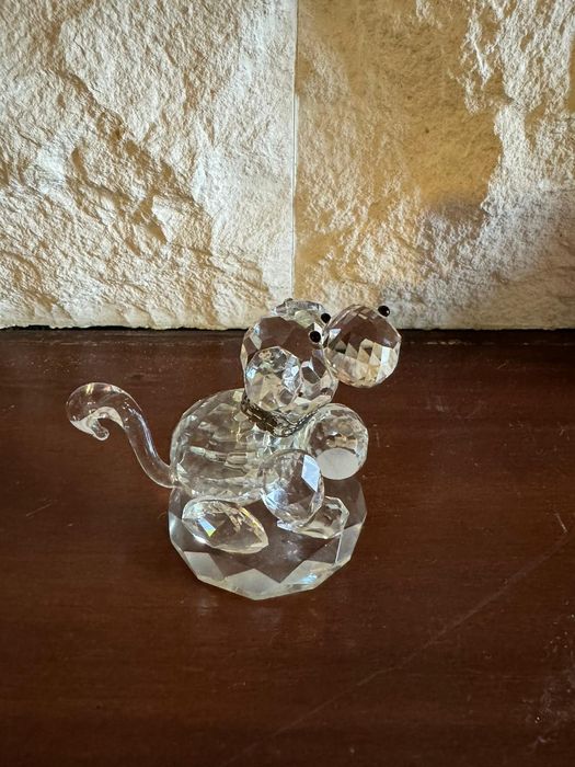 Peça Decorativa de Cão em Cristal