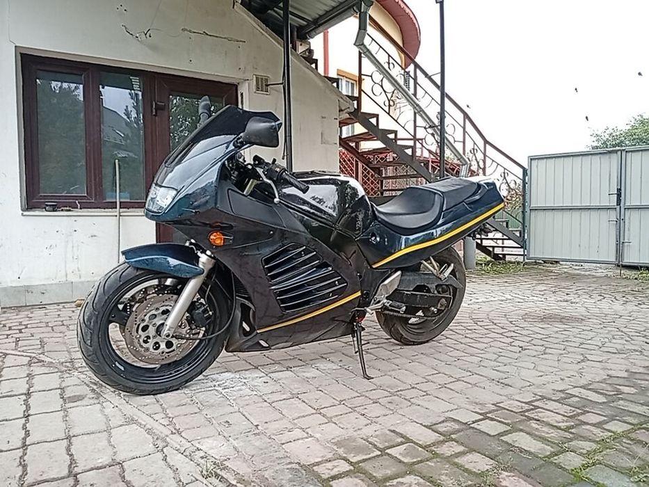 Suzuki rf 600 mot