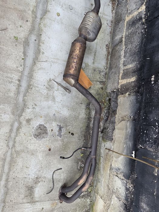 Kompletny tłumik z katalizatorem bmw e36 compact