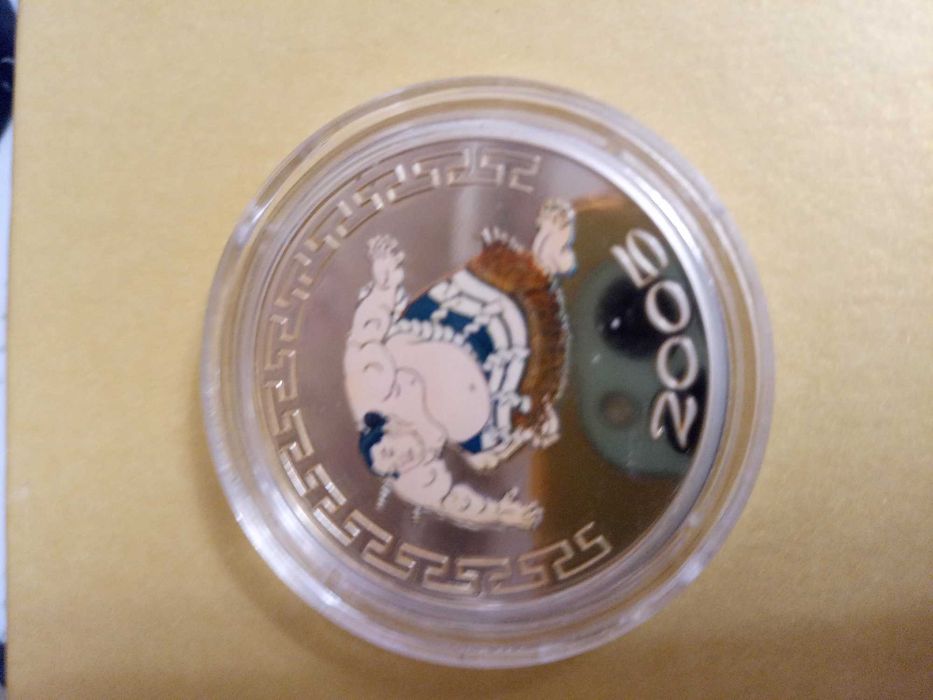 Срібні монети  .