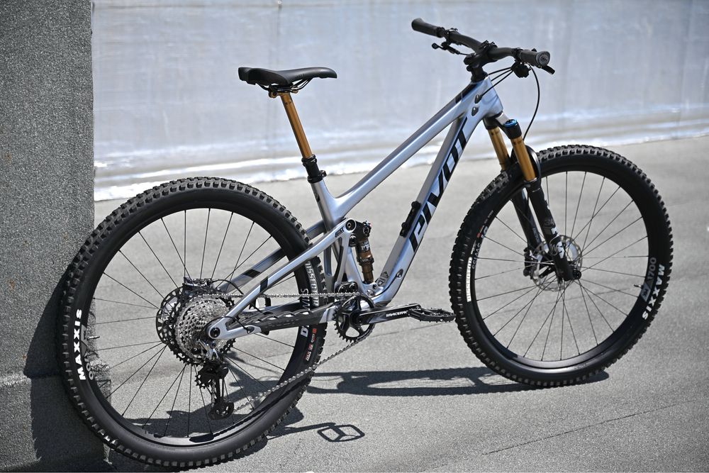 Bicicleta BTT Pivot Trail 429  - Fox XTR