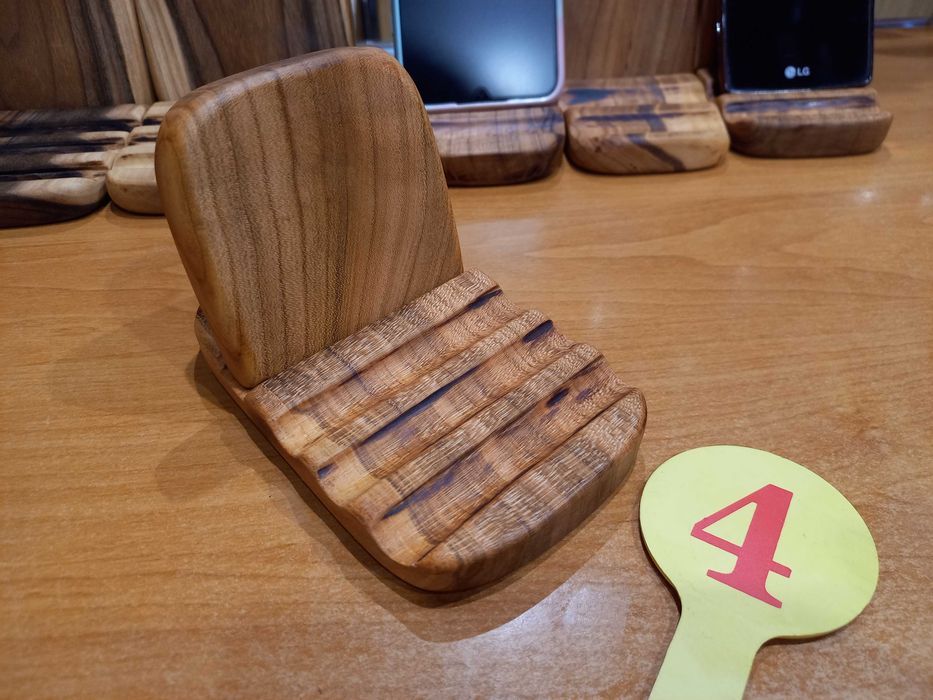 Подставка для телефона