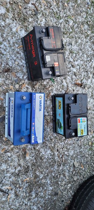 Akumulatory sprawne 74Ah 74Ah   Montaż