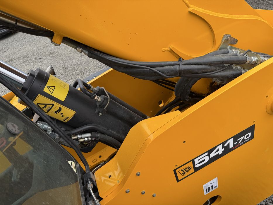 JCB 541-70 Agri super 2017р погрущик