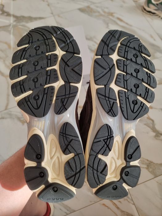 Оригінал 100% кросівки saucony progrid omni 9   euro 42.5