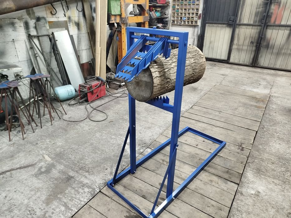 Стійка- тримач для розпилювання колод..дрова