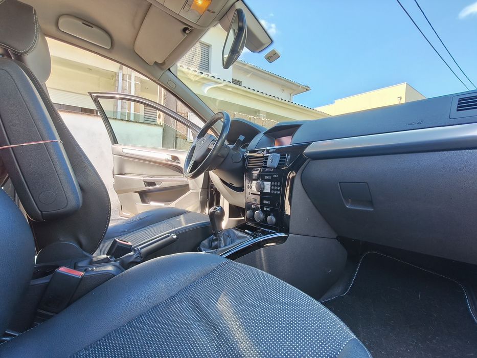 Opel Astra Caravan H 1.7 CDTI EcoFlex