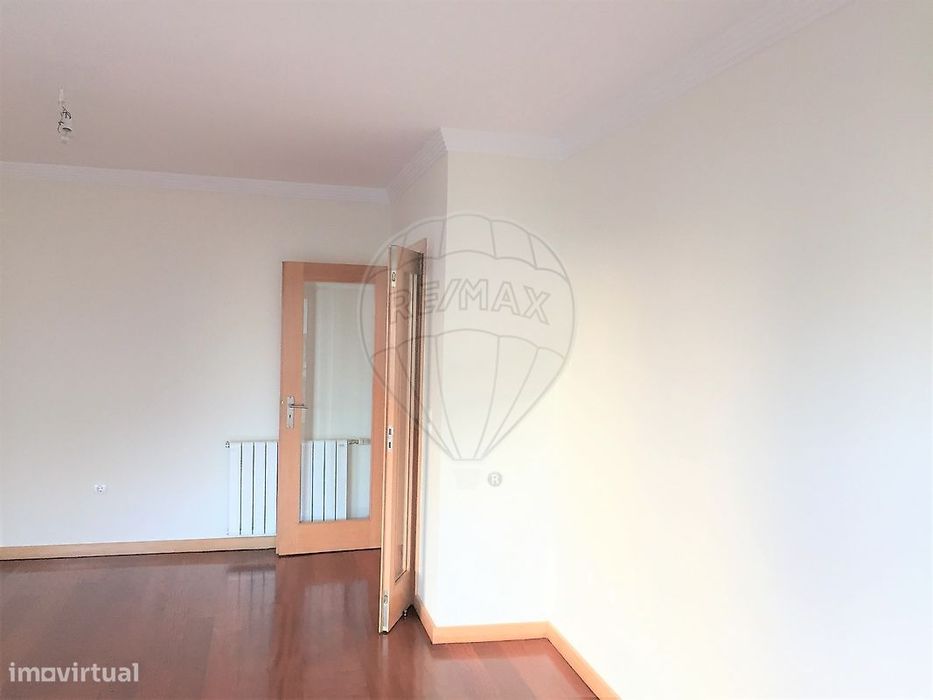 Apartamento T2 para arrendamento
