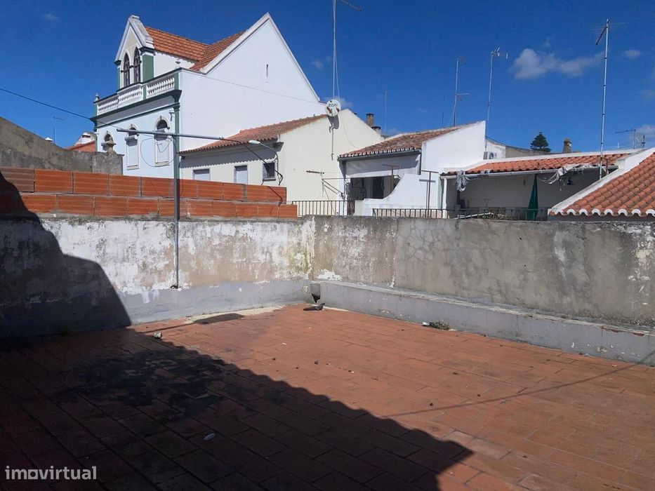 Ferreira Alentejo – Moradia V2 + 1 com terraço