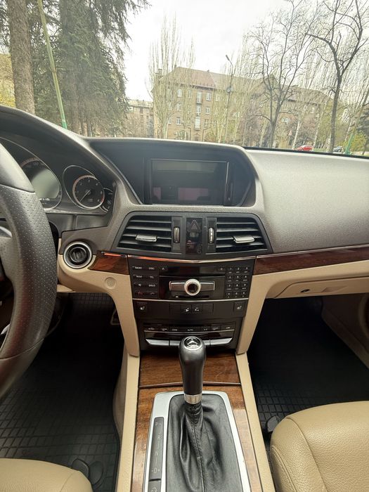 Mercedes-Benz  2,2CDI 2010год IDEAL