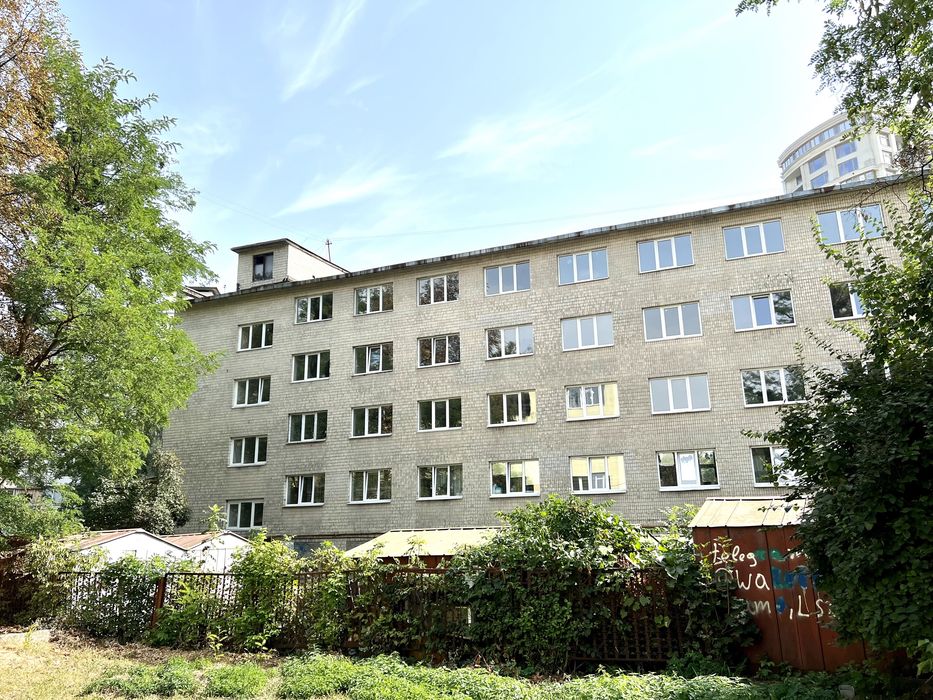 Продаж будівлі 3400 м2, вул. Парково-Сирецька (Шамрила) 6А