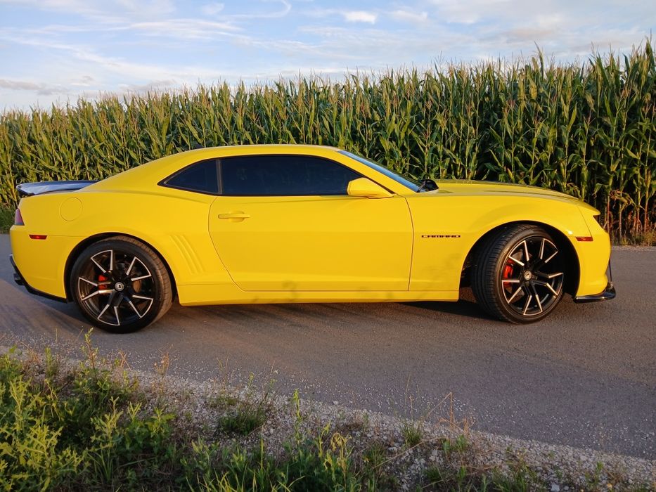 Chevrolet Camaro BUMBLEBEE