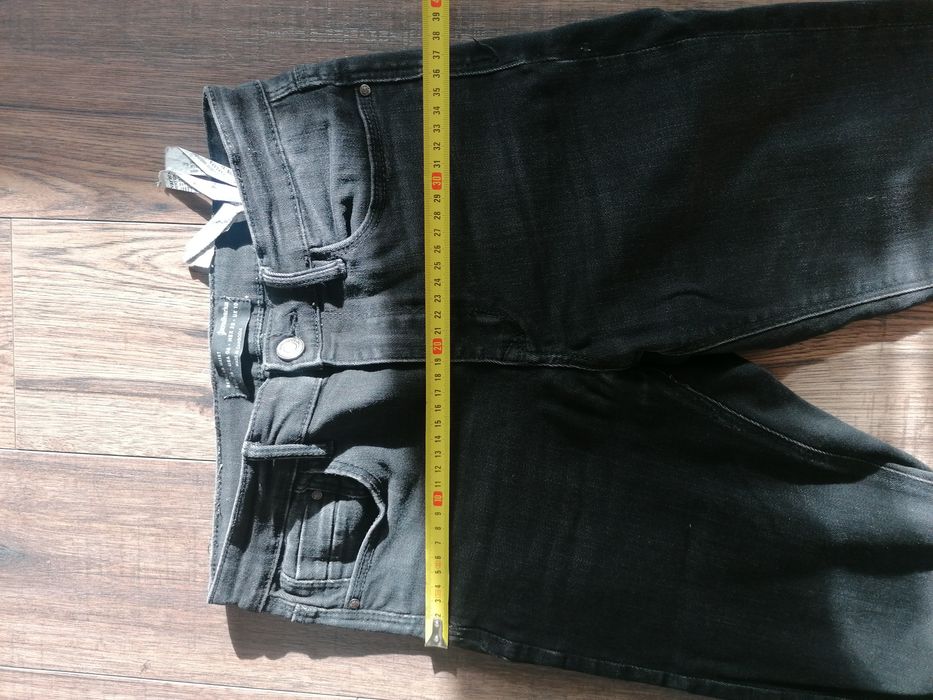 Spodnie jeans 38 stradivarius
