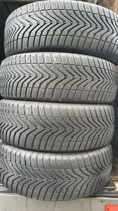 205/60 R16  4шт Vredestein (Вредестейн) Авторезина, шини.