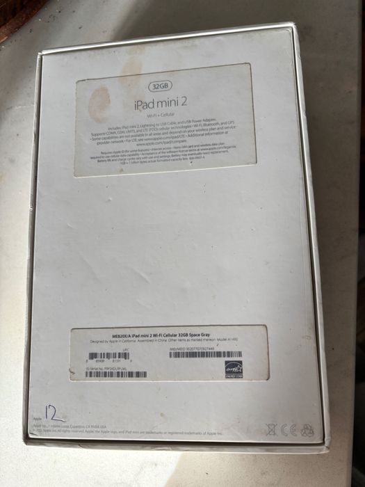 iPad mini 2 32GB Wi-Fi + Cellular – Ecrã partido – Para peças ou reparar – liga