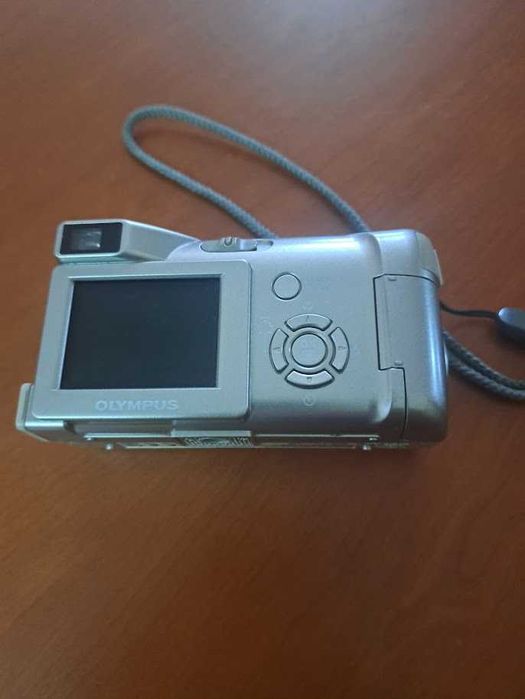 Máquina fotográfica digital Olympus C-310