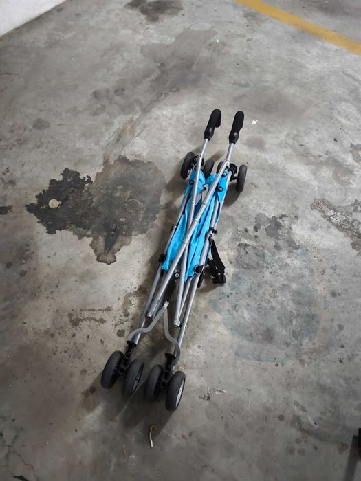 Carrinho passeio p/ Criança