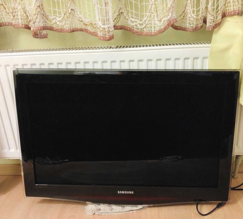 Telewizor Samsung 32 cale.