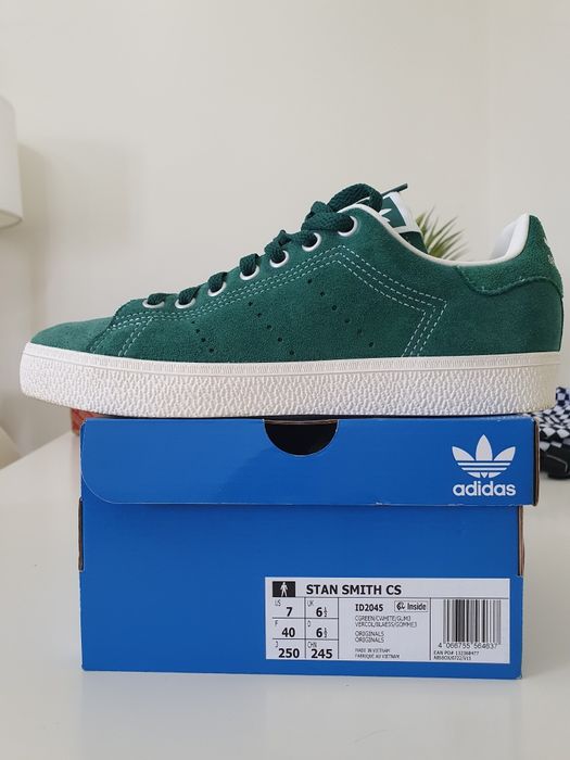 Ténis adidasnovos em caixa