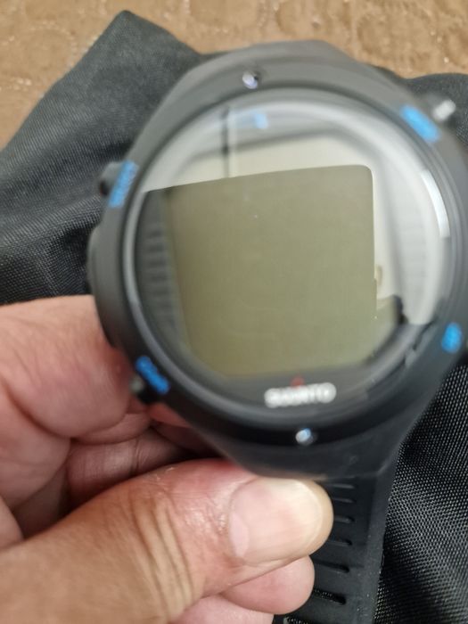 Vende equipamento de mergulho impecável