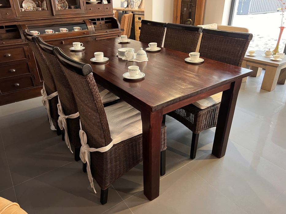 6 Krzeseł foteli z wikliny + stół kolonialny