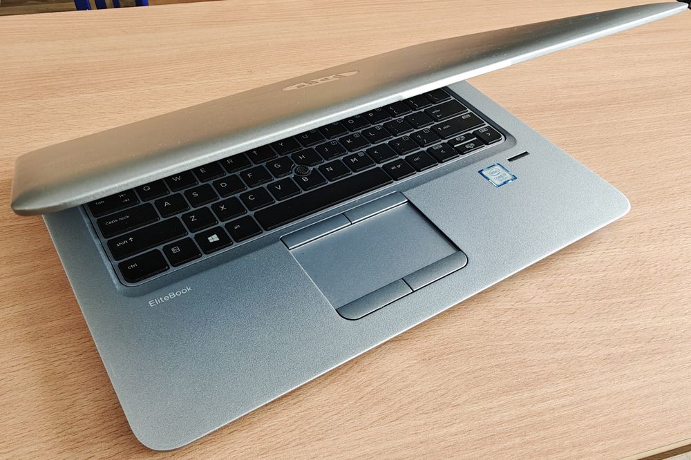 Biznesowy HP EliteBook 12": Intel i5, 12GB RAM DDR4, 512GB SSD, Win11