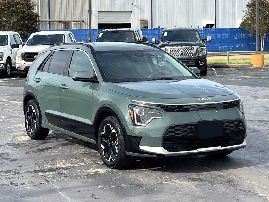KIA Niro      2023