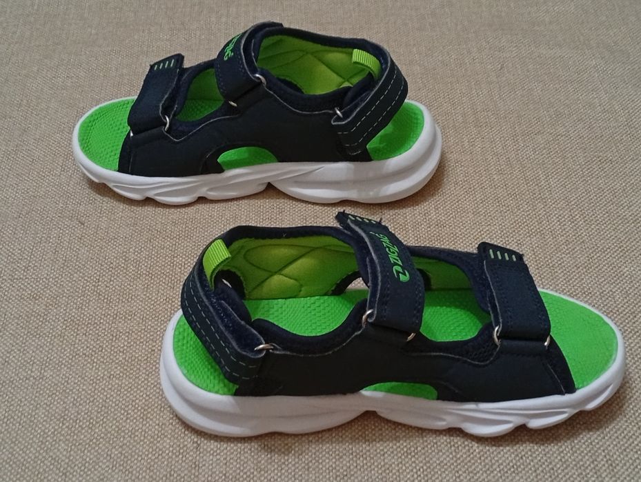 Босоніжки з підсвіткою  сандалії ZigZag 32  20.8 см босоножки Skechers