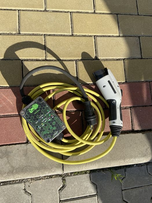 Зарядка до авто 16А Тайп 1