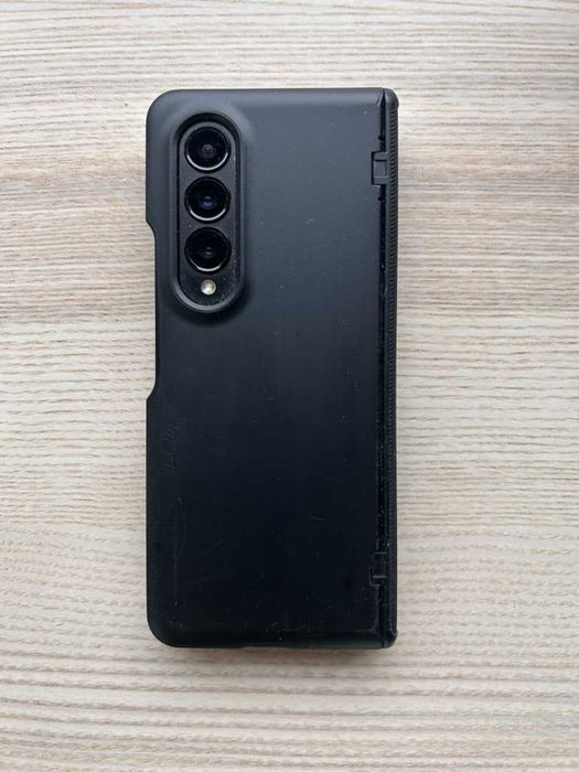 Samsung Galaxy Z Fold 4 12GB / 256GB jak nowy