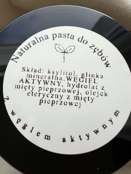 Naturalna pasta do zębów wybielająca