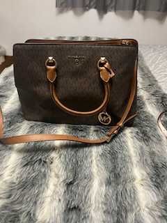 Mala Michael Kors, usada 2 vezes