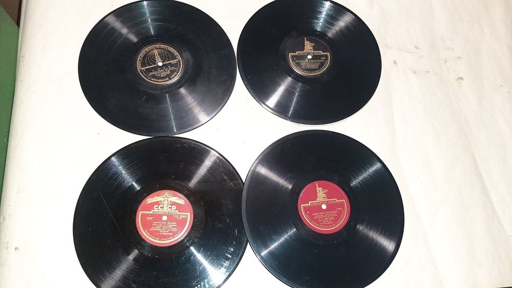 Продаю антикварні платівки/пластинки
